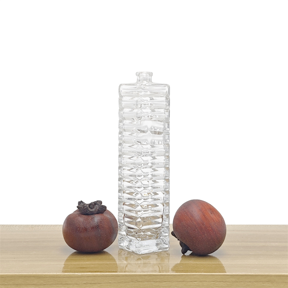 High End Glass Perfume Bottle Bayonet Perfume Sub 05.jpg