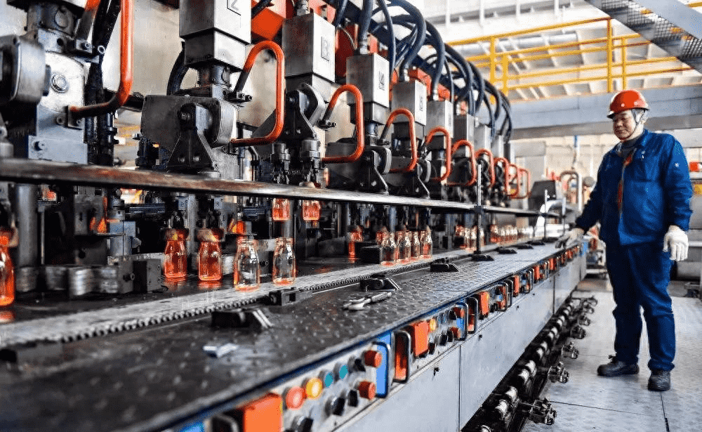 Global packaging glass bottle industry: moving towards new growth in green innovation and restructuring