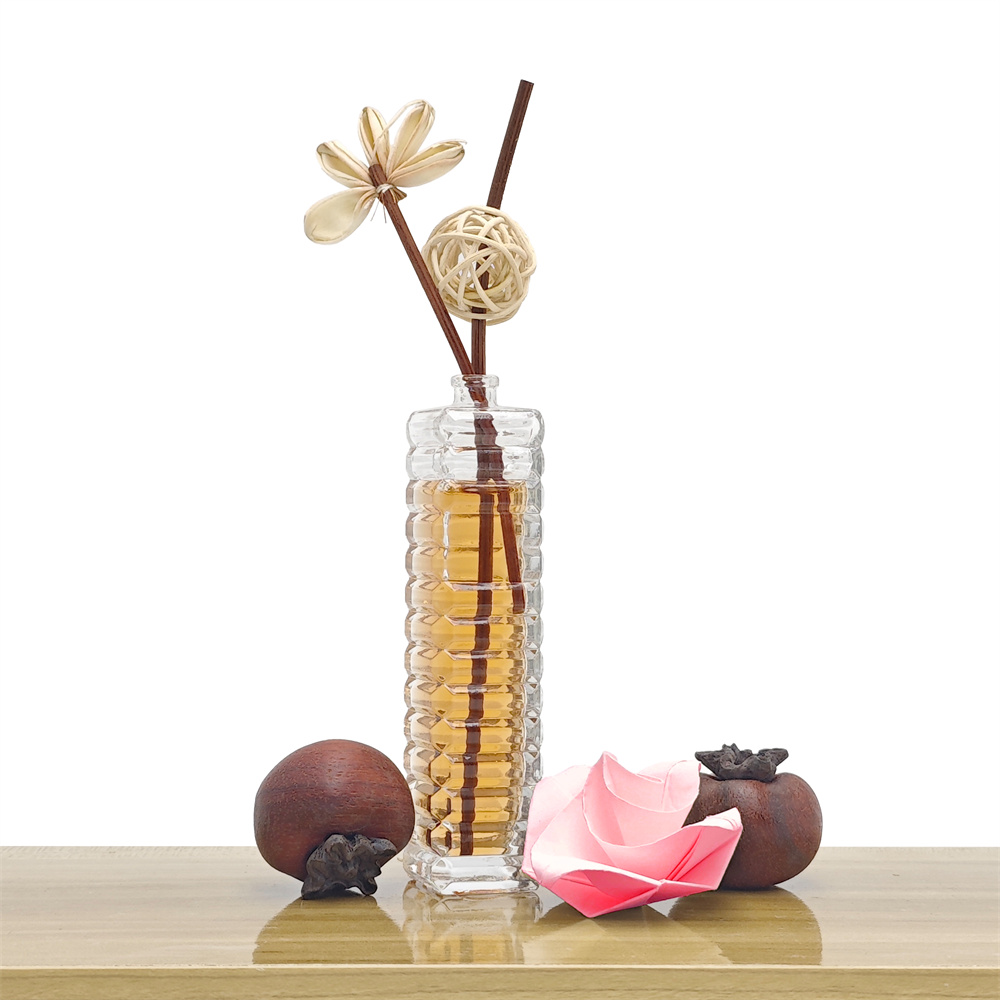 High End Glass Perfume Bottle Bayonet Perfume Sub 03.jpg