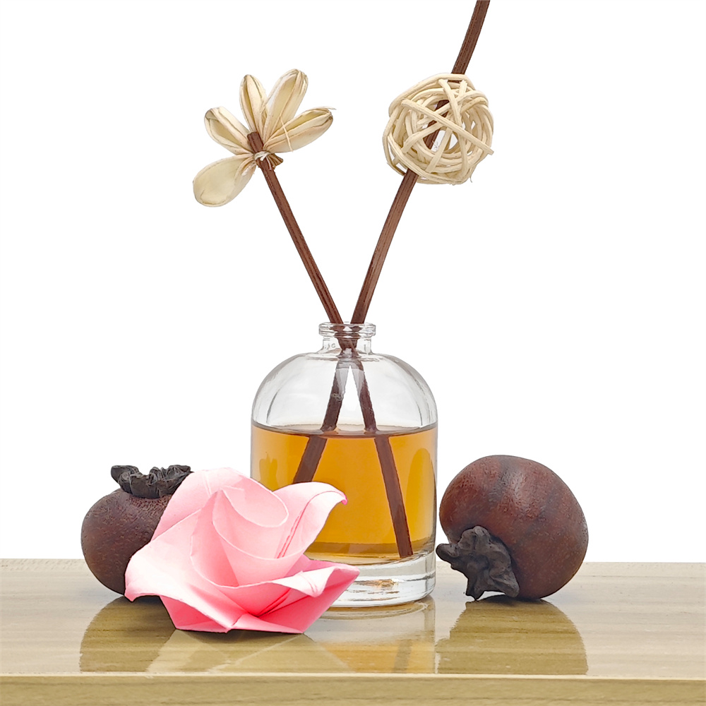 High End Glass Perfume Bottle Bayonet Perfume Sub 04.jpg