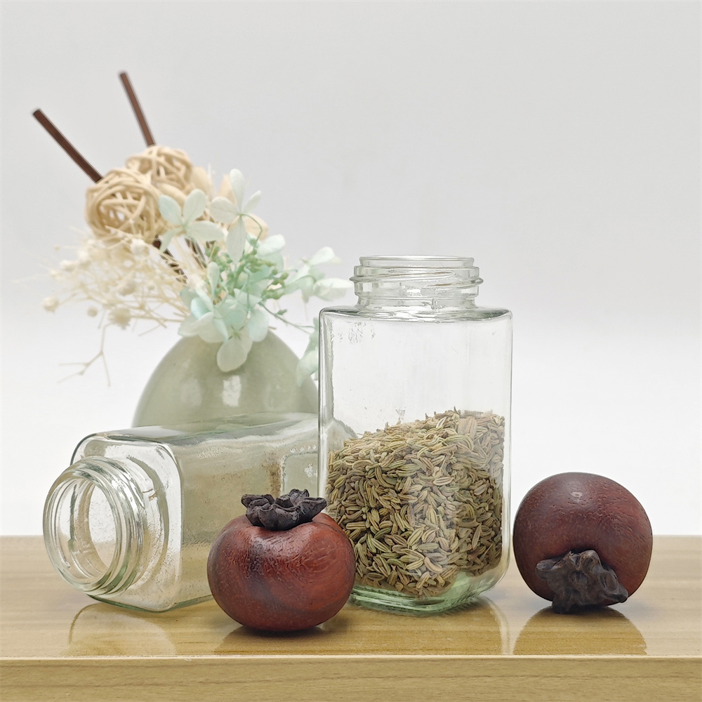 Square Glass Seasoning Bottle, Solid Wood Lid, Gla04